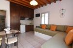 Superior bungalow kitchen / living room